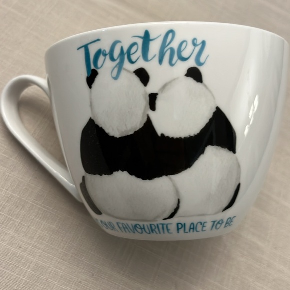 Bone China Panda mug - Picture 2 of 4